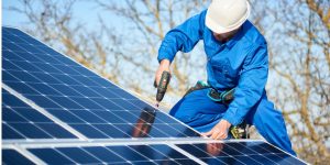 Installation Maintenance Panneaux Solaires Photovoltaïques à Saint-Lions